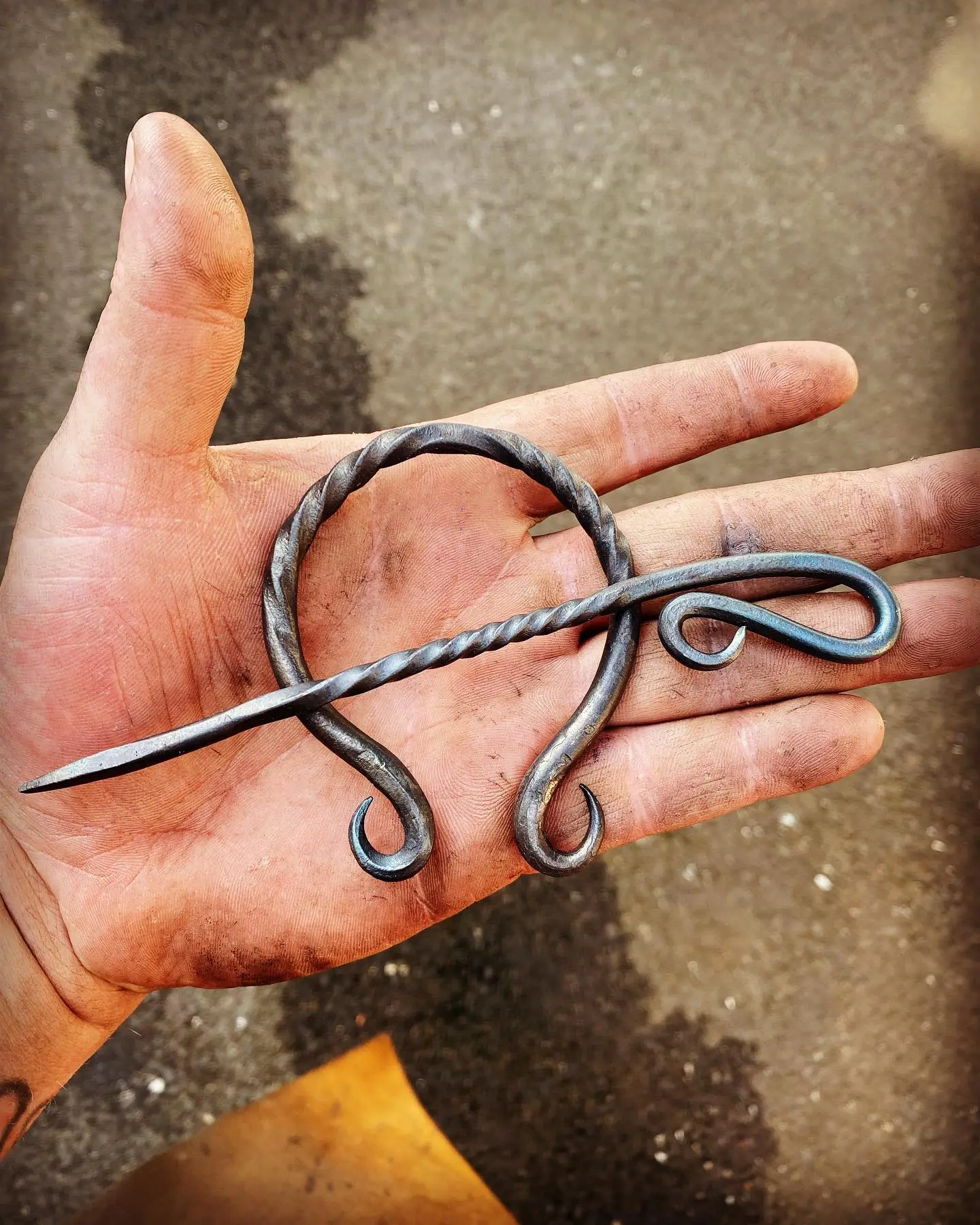 Tools and hardware
